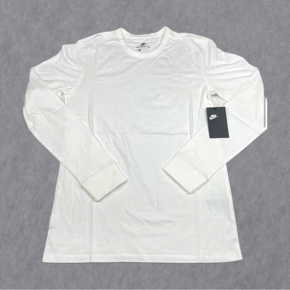 Nike NWT Long Sleeve Cotton Tee Essential White Medium - Picture 1 of 7